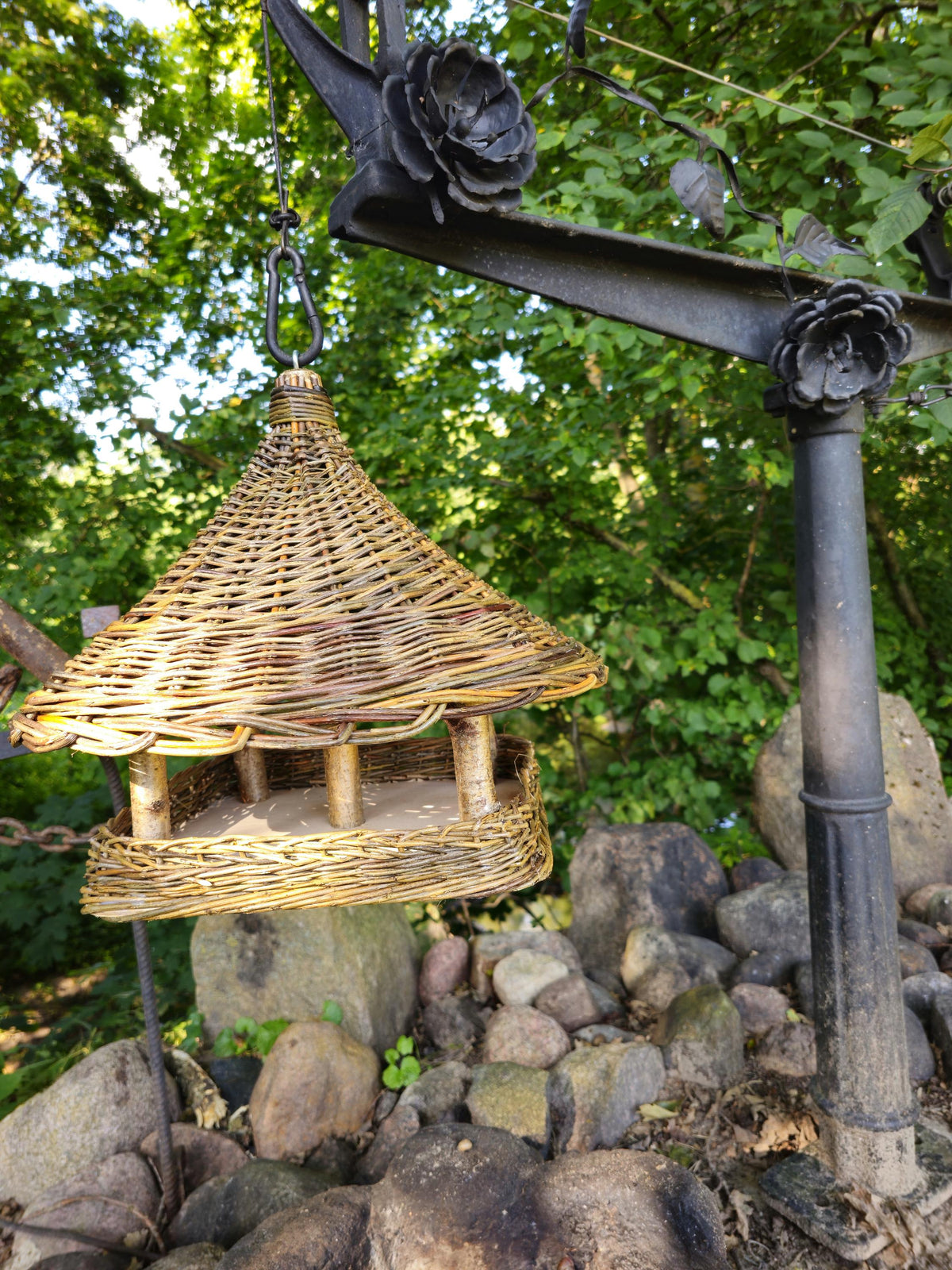 NaturelyWoven Handwoven Willow Wicker Hanging Bird Feeder Rustic Garden Decor