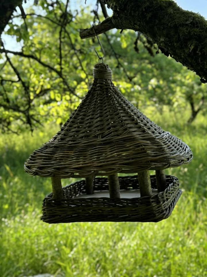 NaturelyWoven Handwoven Willow Wicker Hanging Bird Feeder Rustic Garden Decor