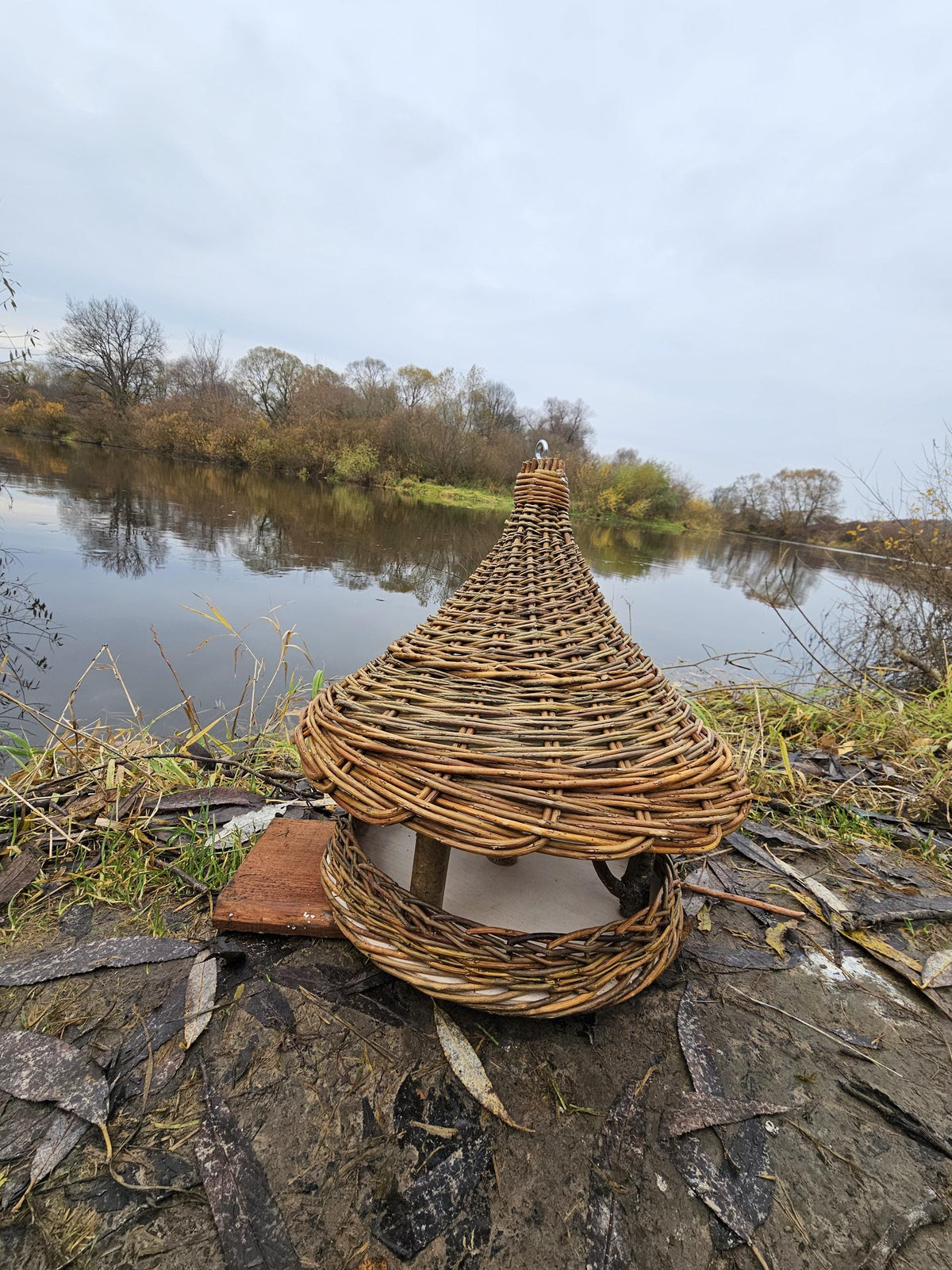 NaturelyWoven Handwoven Willow Wicker Hanging Bird Feeder Rustic Garden Decor