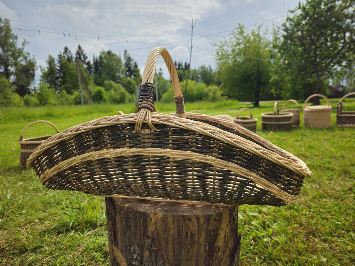 Large Unpeeled Willow Garden Trug Basket Rustic Handmade Wicker